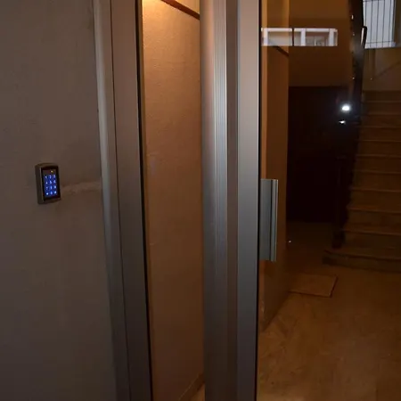 Marina Apartment *